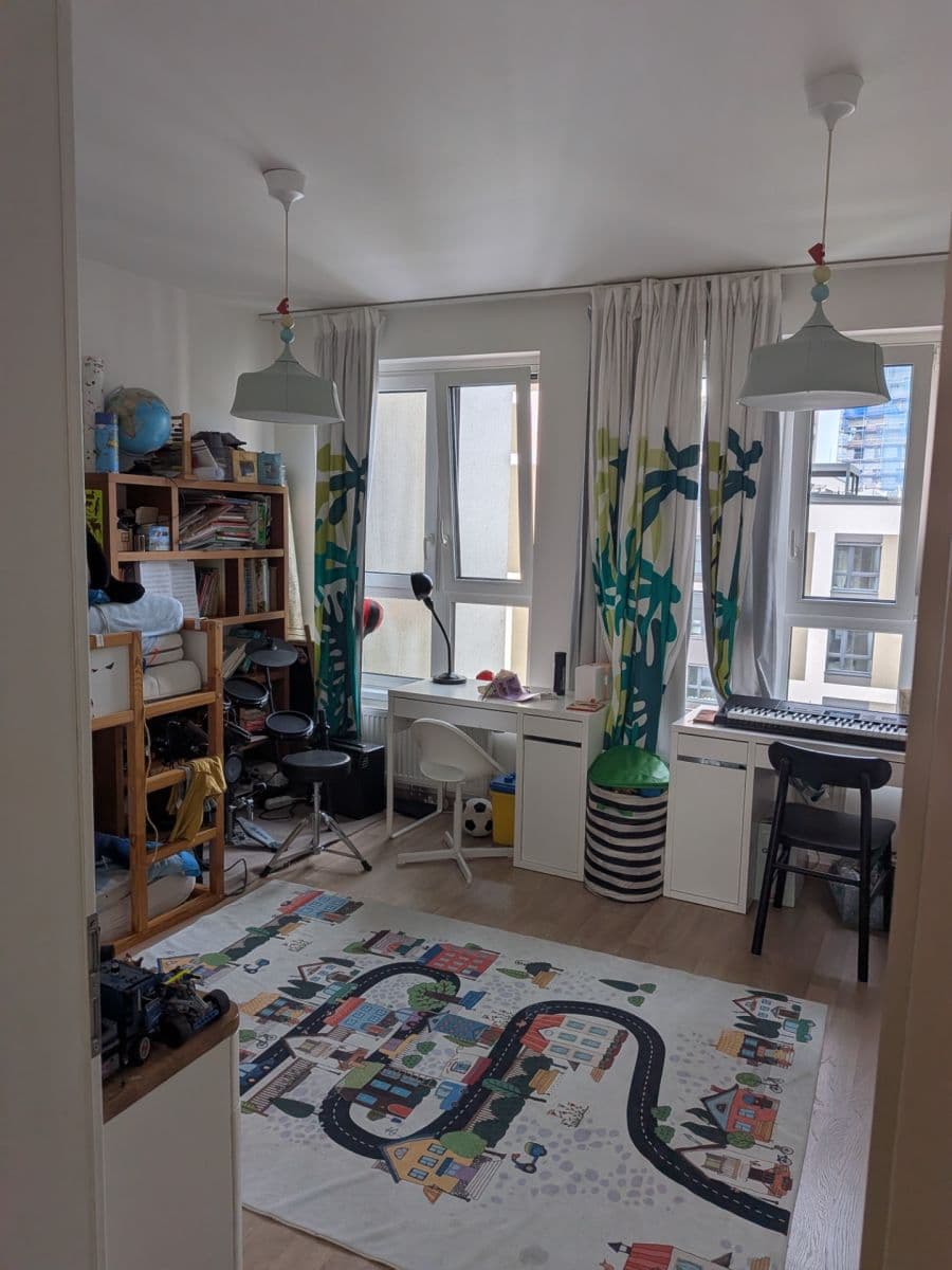 Prenájom bytu 3-izbový 80 m², Olgy Havlové, Praha, Praha Prenájom bytu 3-izbový 80 m², Olgy Havlové, Praha, Praha