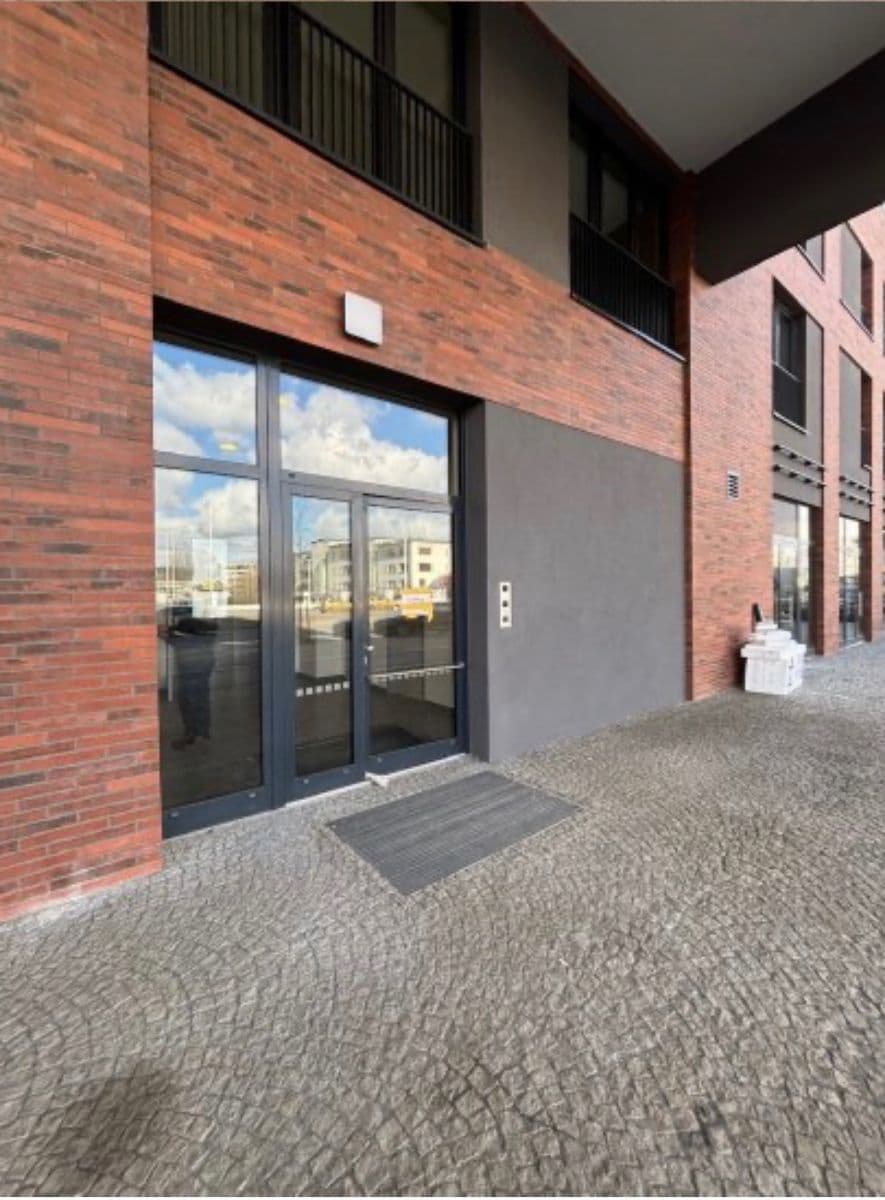 Prenájom garáže 15 m², Praha, Praha Prenájom garáže 15 m², Praha, Praha
