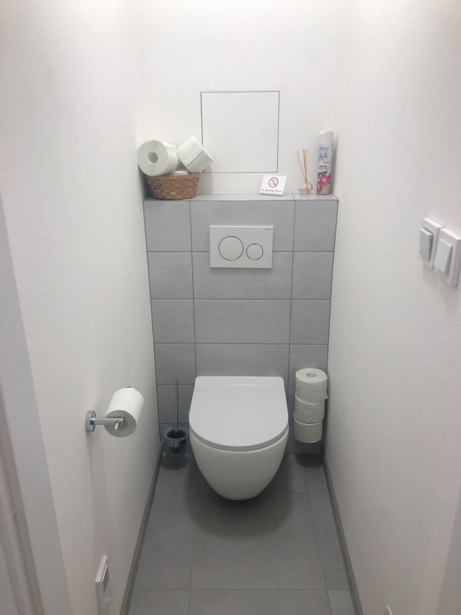 Prenájom bytu 2-izbový 61 m², Holandská, Praha, Praha Prenájom bytu 2-izbový 61 m², Holandská, Praha, Praha