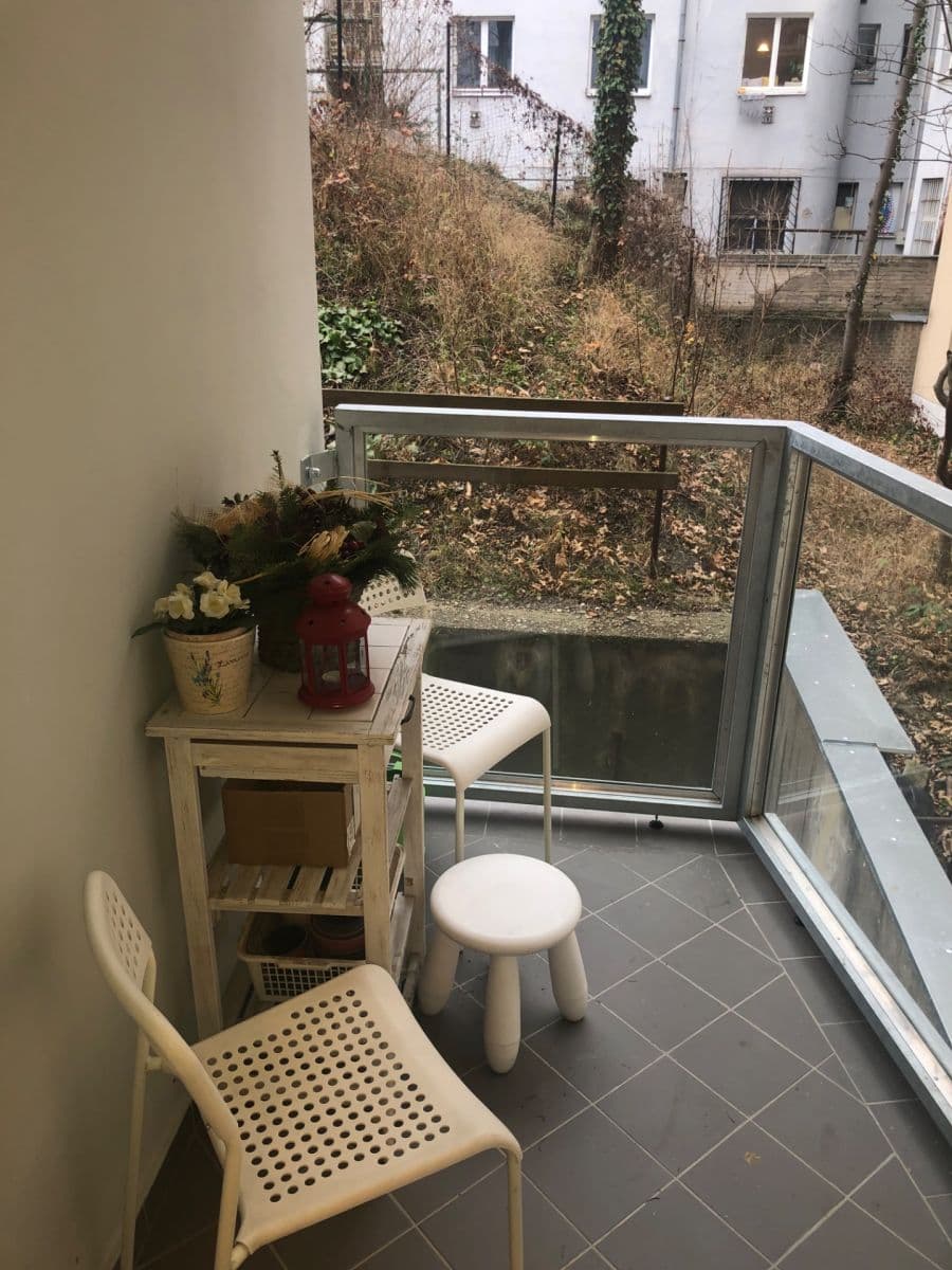 Prenájom bytu 2-izbový 61 m², Holandská, Praha, Praha Prenájom bytu 2-izbový 61 m², Holandská, Praha, Praha