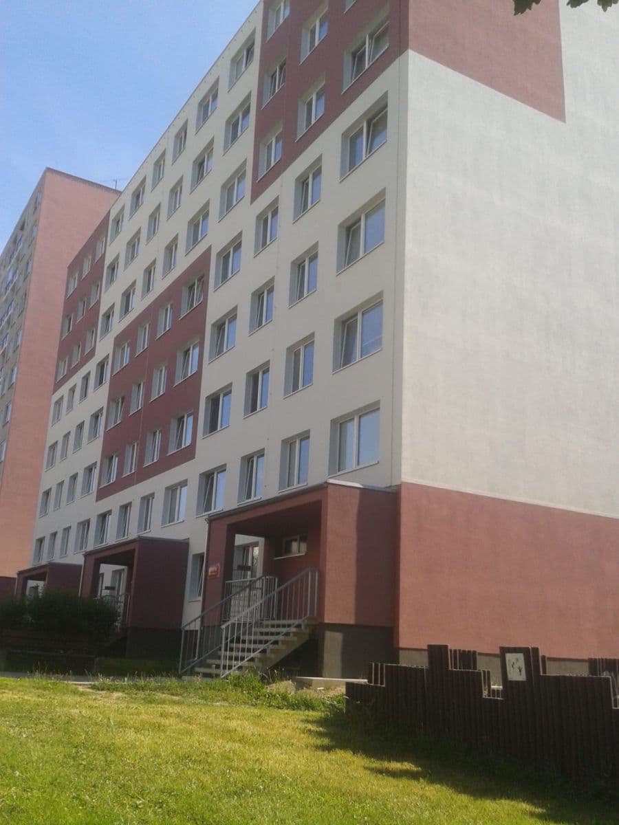 Prenájom bytu 3-izbový 75 m², Petýrkova, Praha, Praha Prenájom bytu 3-izbový 75 m², Petýrkova, Praha, Praha