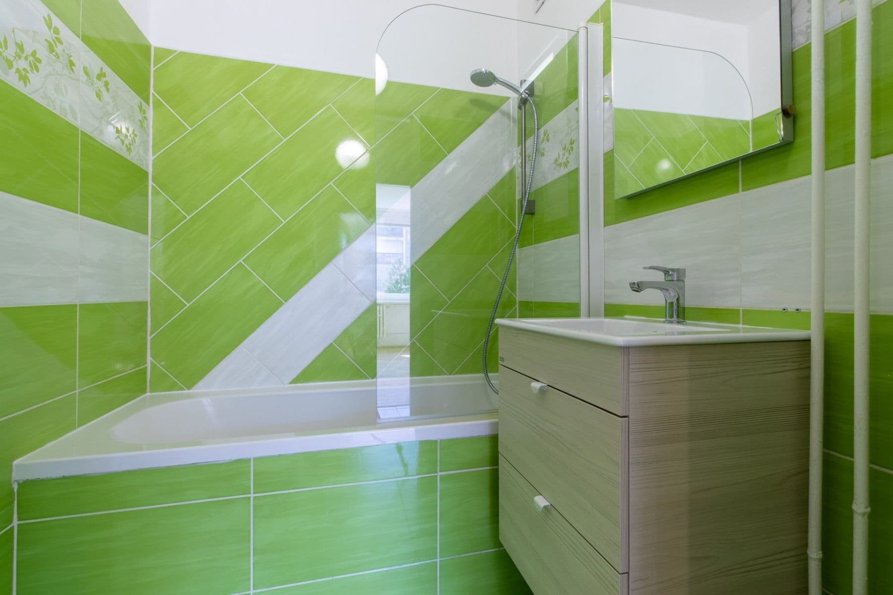 Prenájom bytu 3-izbový 72 m², K sadu, Praha, Praha Prenájom bytu 3-izbový 72 m², K sadu, Praha, Praha
