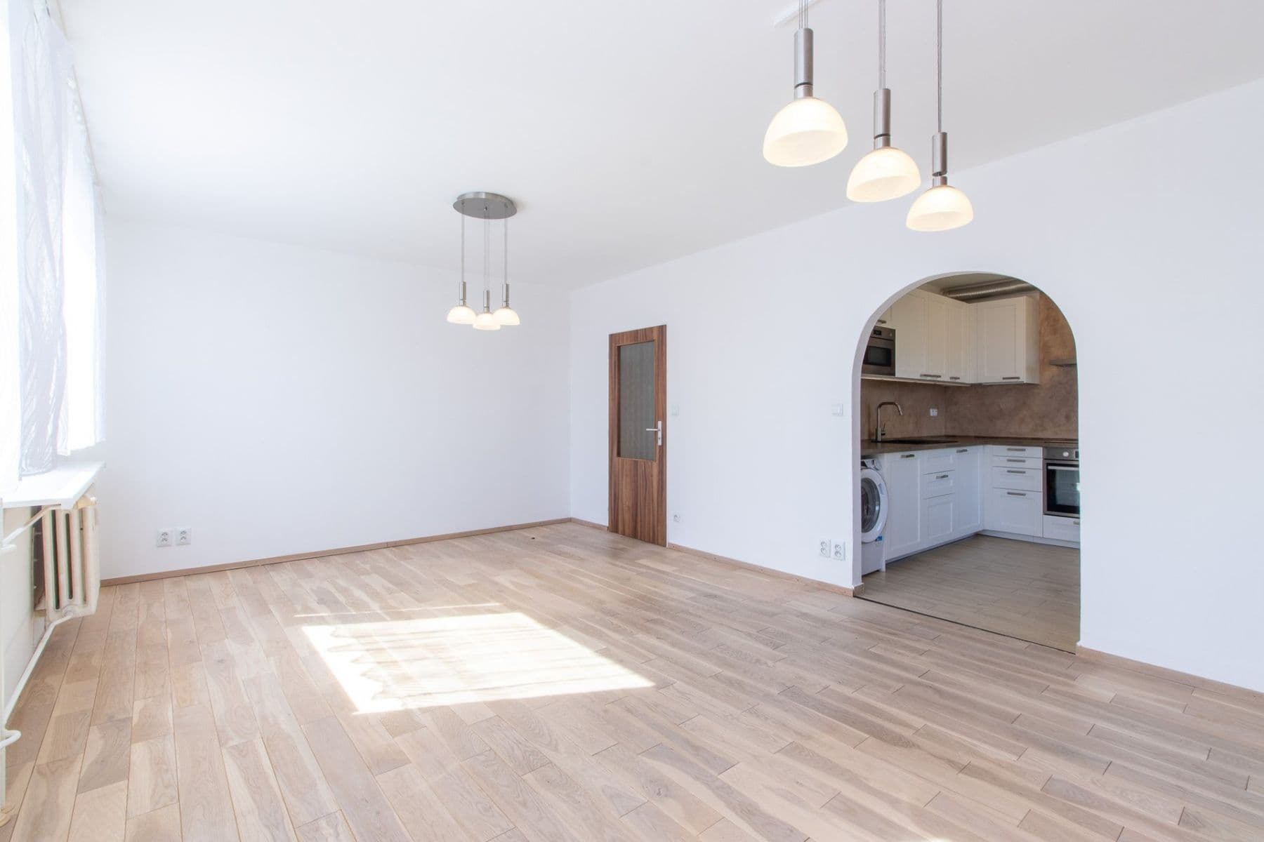 Prenájom bytu 3-izbový 72 m², K sadu, Praha, Praha Prenájom bytu 3-izbový 72 m², K sadu, Praha, Praha