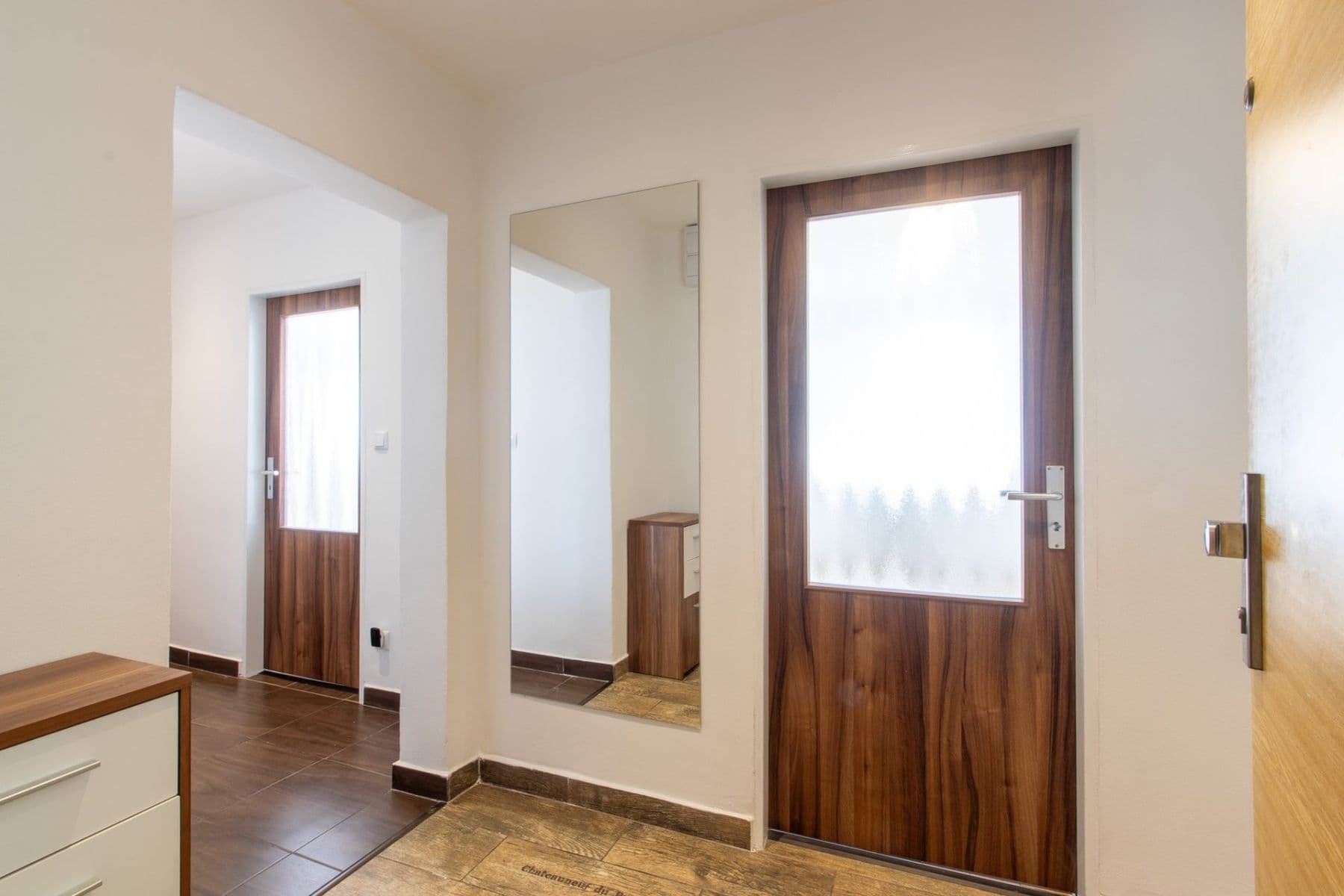 Prenájom bytu 3-izbový 72 m², K sadu, Praha, Praha Prenájom bytu 3-izbový 72 m², K sadu, Praha, Praha