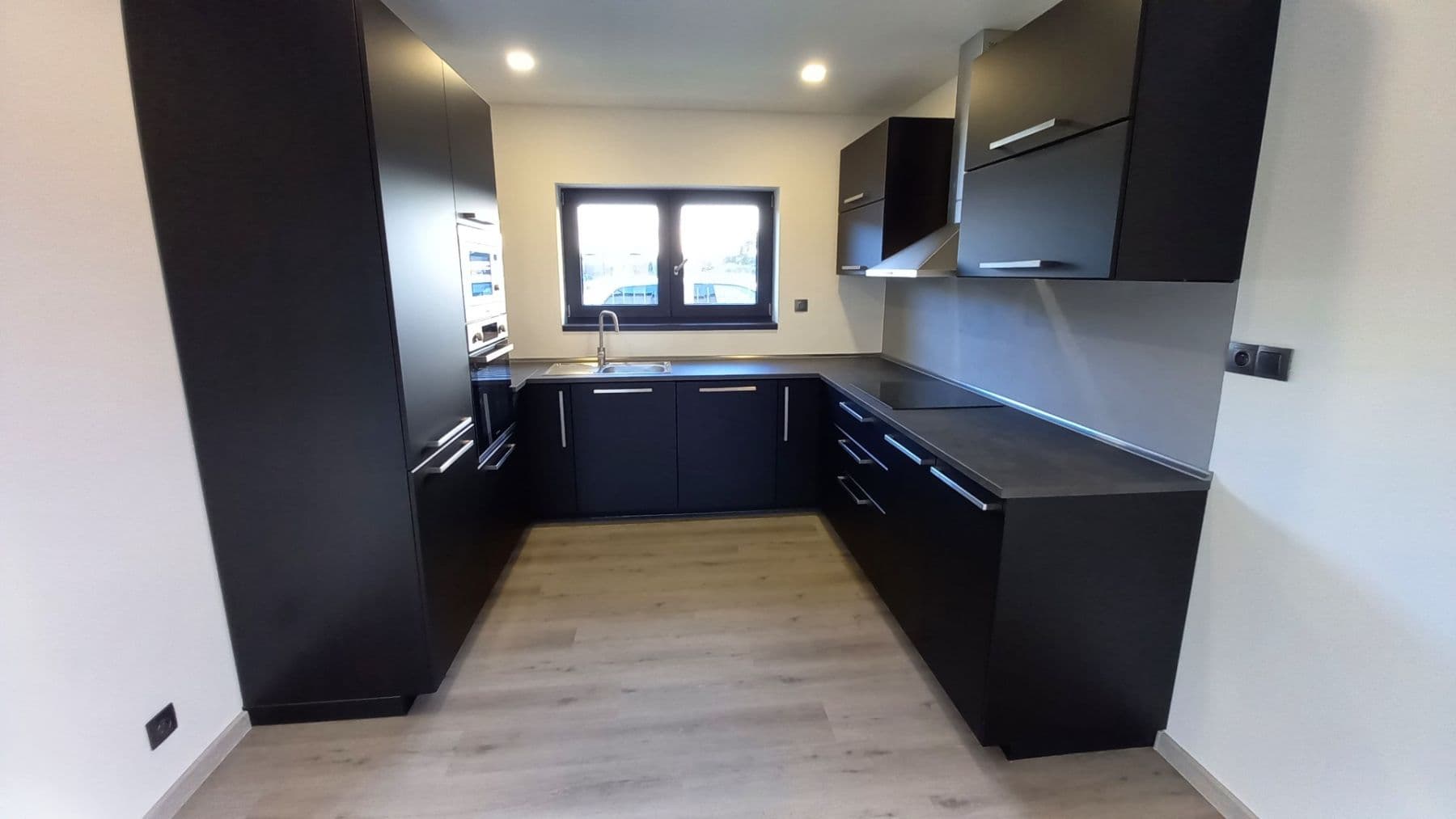Prenájom domu 117 m², pozemek 431 m², Křenek, Středočeský kraj Prenájom domu 117 m², pozemek 431 m², Křenek, Středočeský kraj
