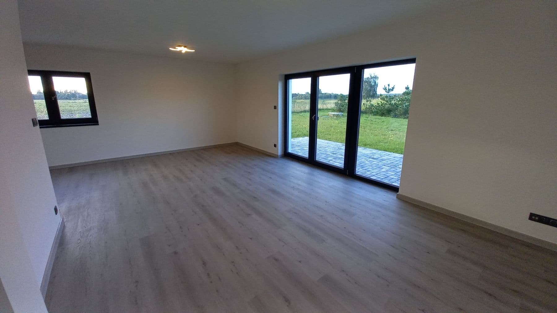 Prenájom domu 117 m², pozemek 431 m², Křenek, Středočeský kraj Prenájom domu 117 m², pozemek 431 m², Křenek, Středočeský kraj
