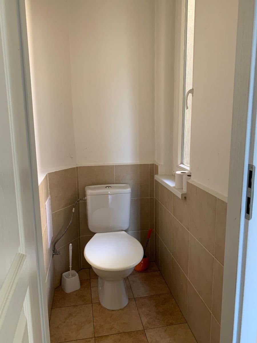 Prenájom bytu 1-izbový 44 m², Domažlická, Praha, Praha Prenájom bytu 1-izbový 44 m², Domažlická, Praha, Praha
