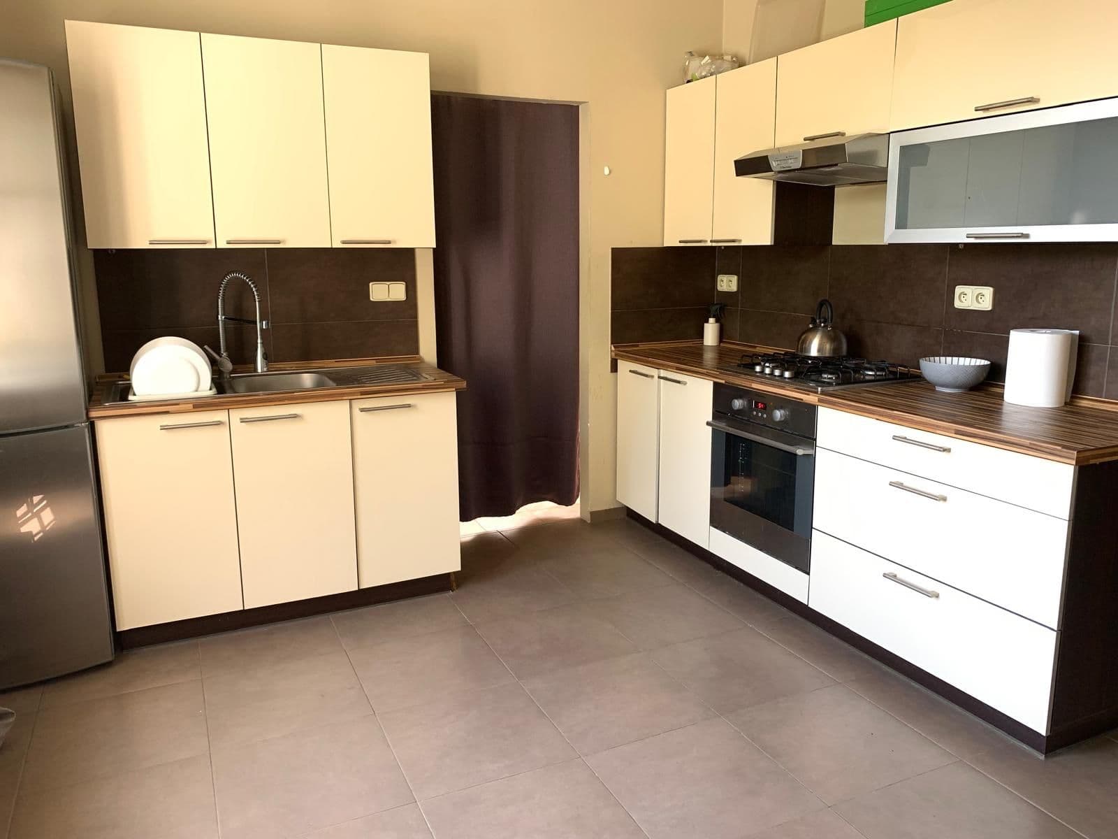 Prenájom bytu 1-izbový 44 m², Domažlická, Praha, Praha Prenájom bytu 1-izbový 44 m², Domažlická, Praha, Praha