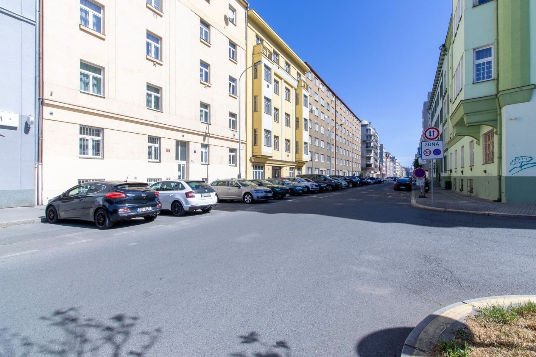 Prenájom bytu 2-izbový 42 m², Drahobejlova, Praha, Praha Prenájom bytu 2-izbový 42 m², Drahobejlova, Praha, Praha