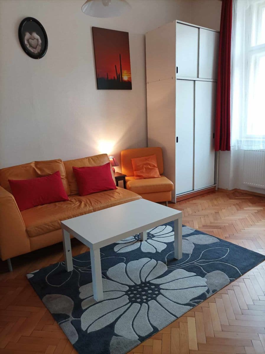 Prenájom domu 81 m², pozemek 150 m², Grafická, Praha, Praha Prenájom domu 81 m², pozemek 150 m², Grafická, Praha, Praha