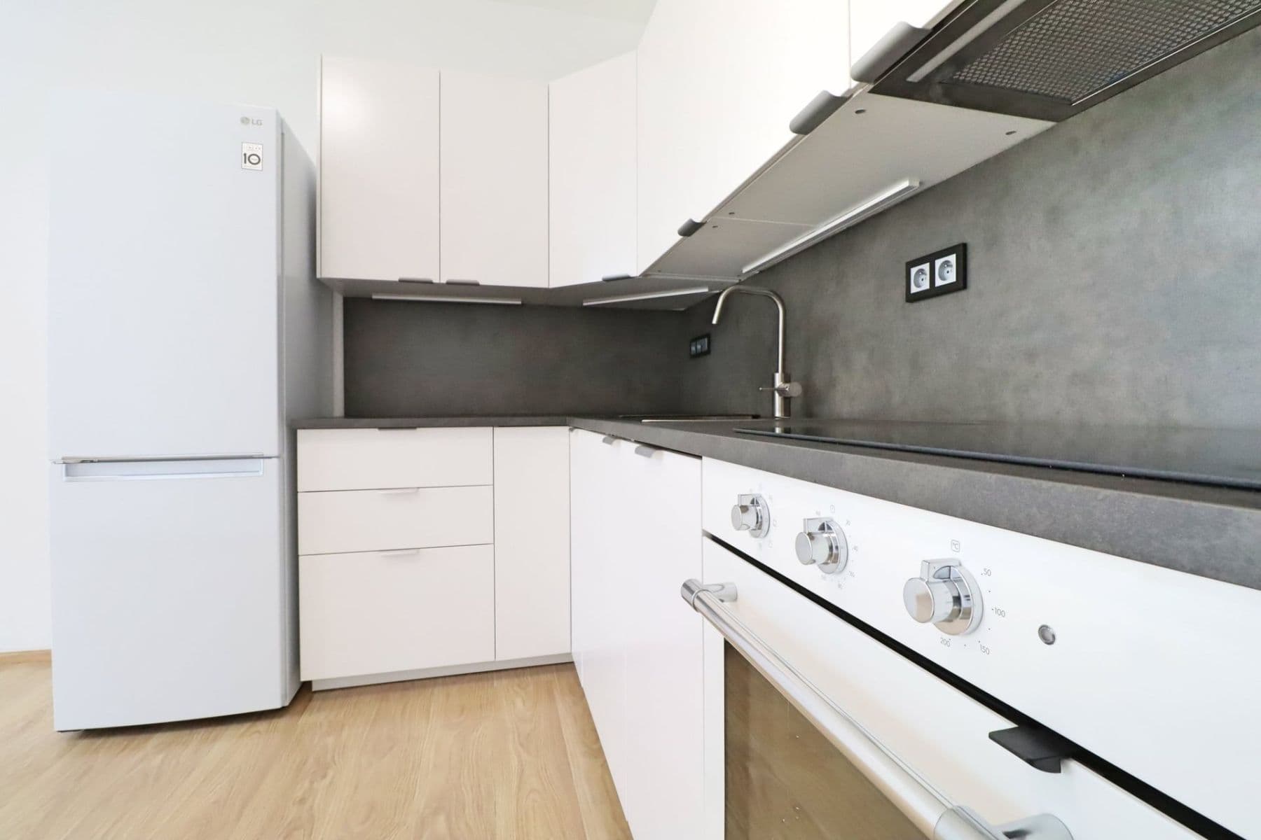 Prenájom bytu 2-izbový 43 m², V závětří, Praha, Praha Prenájom bytu 2-izbový 43 m², V závětří, Praha, Praha