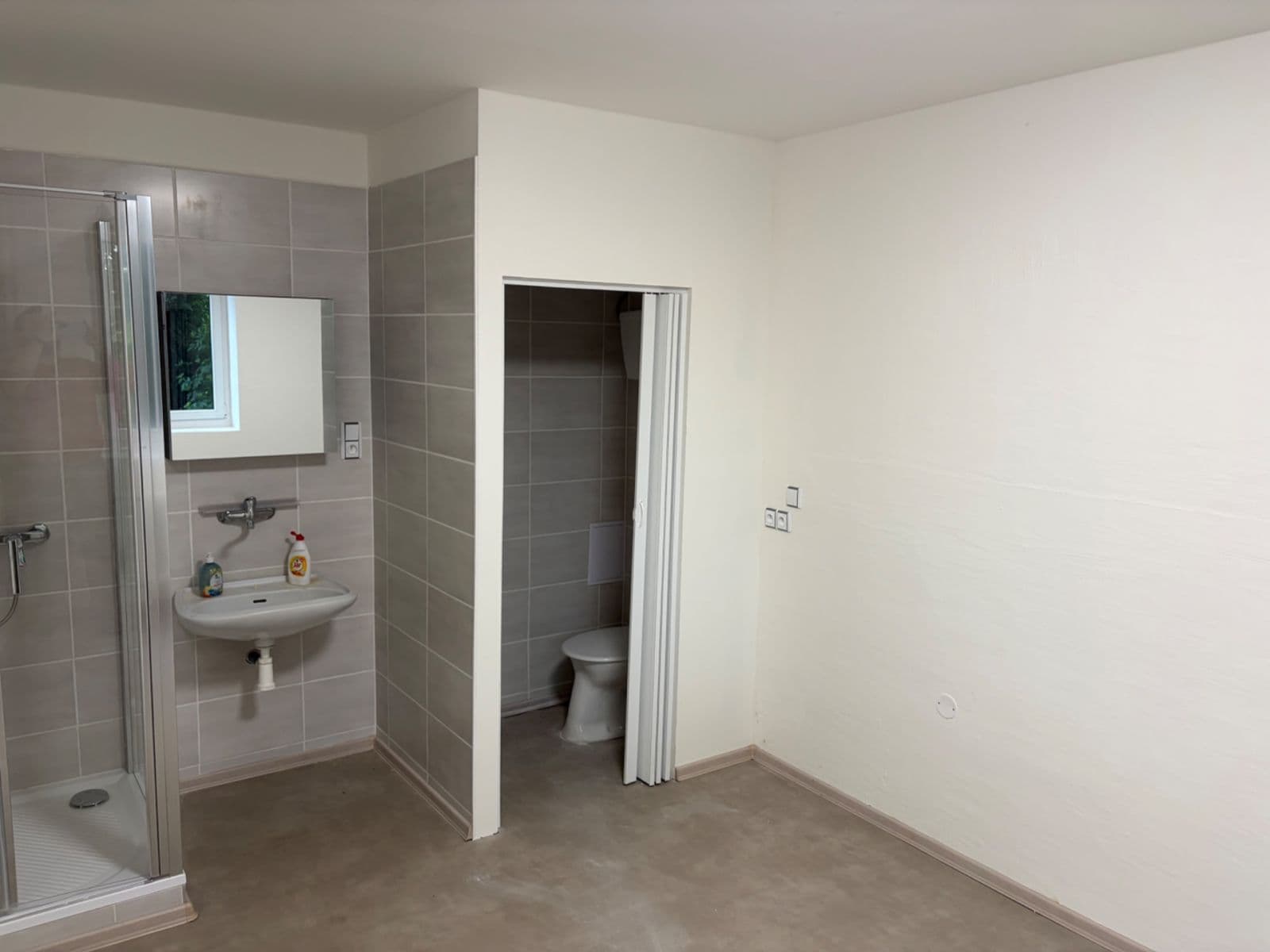 Prenájom bytu 1-izbový 30 m², Šmejkalova, Brno, Jihomoravský kraj Prenájom bytu 1-izbový 30 m², Šmejkalova, Brno, Jihomoravský kraj