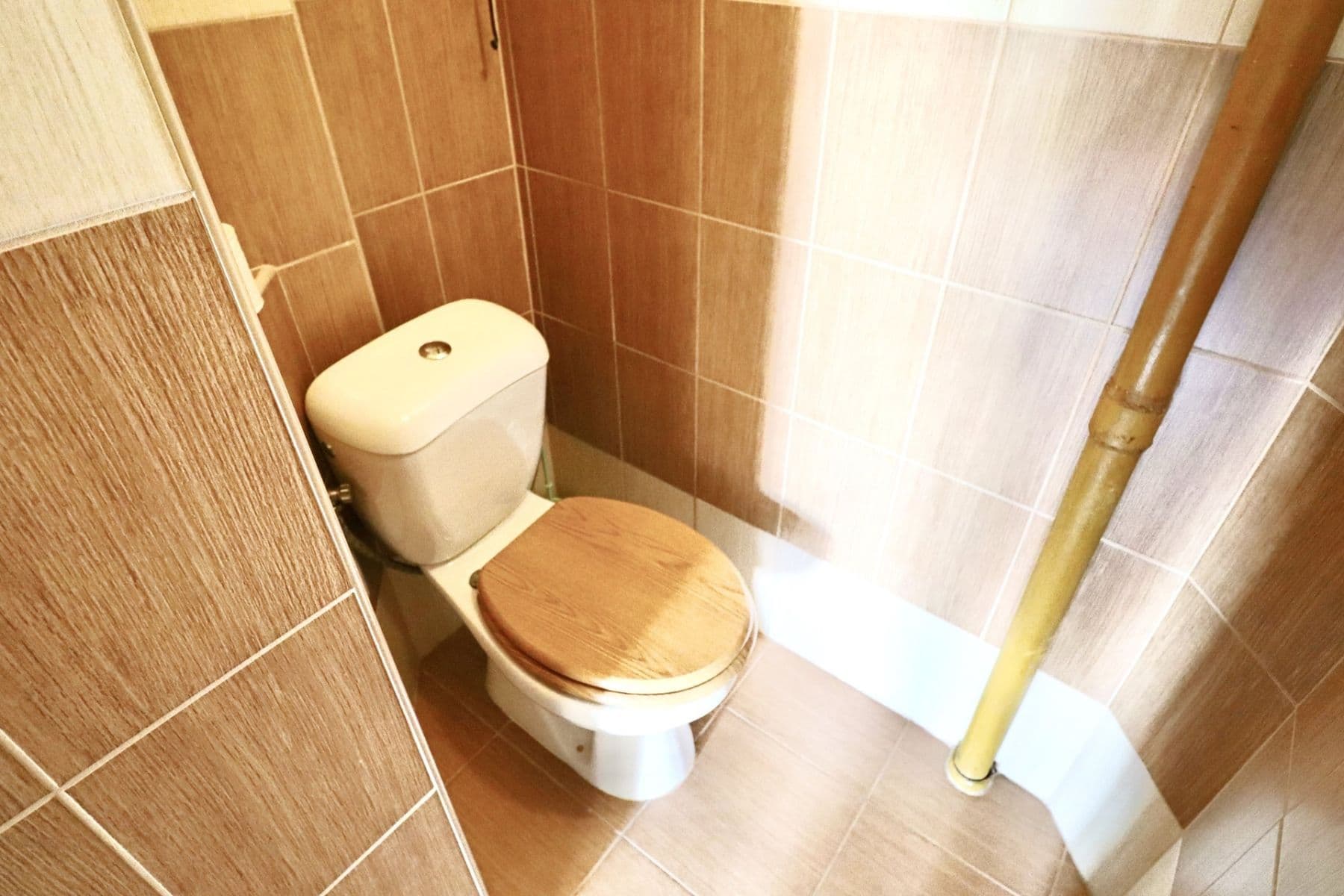 Prenájom bytu 1-izbový 29 m², 28. pluku, Praha, Praha Prenájom bytu 1-izbový 29 m², 28. pluku, Praha, Praha