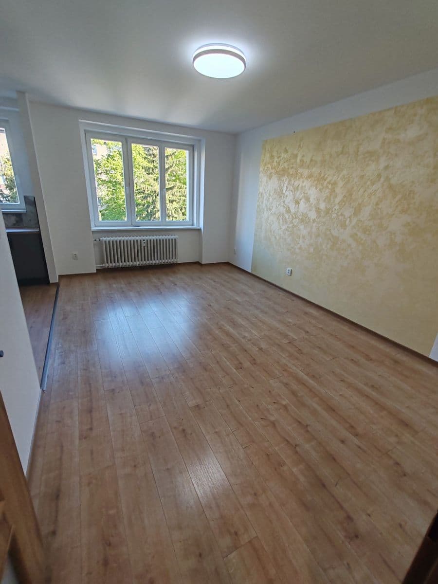 Prenájom bytu 1-izbový 35 m², Vršovická, Praha, Praha Prenájom bytu 1-izbový 35 m², Vršovická, Praha, Praha