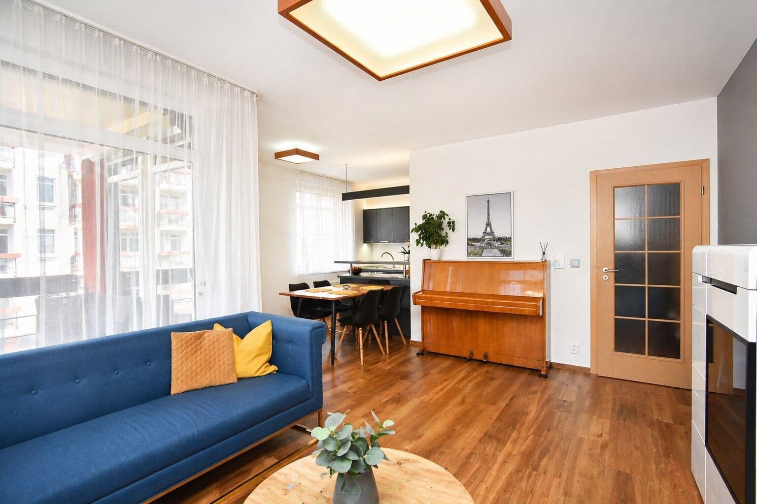 Prenájom bytu 3-izbový 85 m², Nad Okrouhlíkem, Praha, Praha Prenájom bytu 3-izbový 85 m², Nad Okrouhlíkem, Praha, Praha