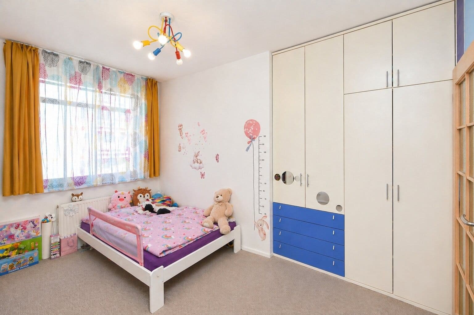 Prenájom bytu 3-izbový 85 m², Nad Okrouhlíkem, Praha, Praha Prenájom bytu 3-izbový 85 m², Nad Okrouhlíkem, Praha, Praha