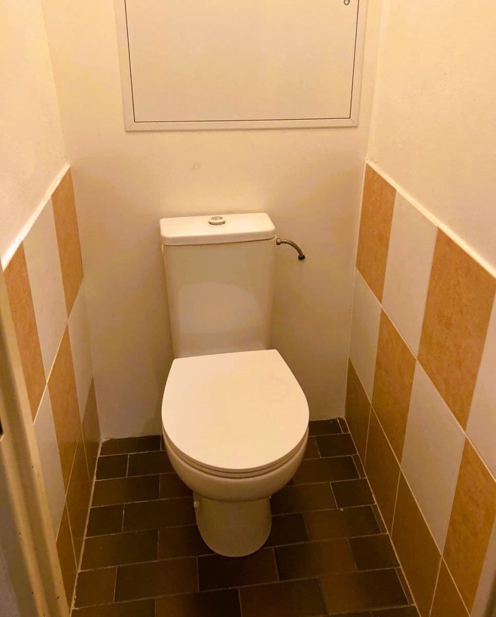 Prenájom bytu Garsoniéra 25 m², Jabloňová, Praha, Praha Prenájom bytu Garsoniéra 25 m², Jabloňová, Praha, Praha