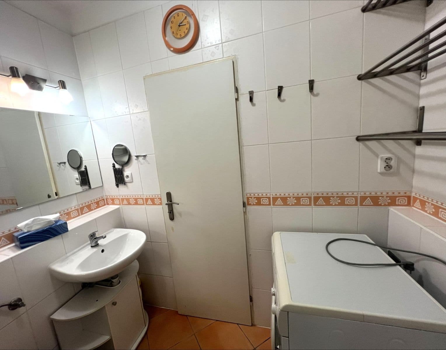 Prenájom bytu 1-izbový 41 m², Hnězdenská, Praha, Praha Prenájom bytu 1-izbový 41 m², Hnězdenská, Praha, Praha