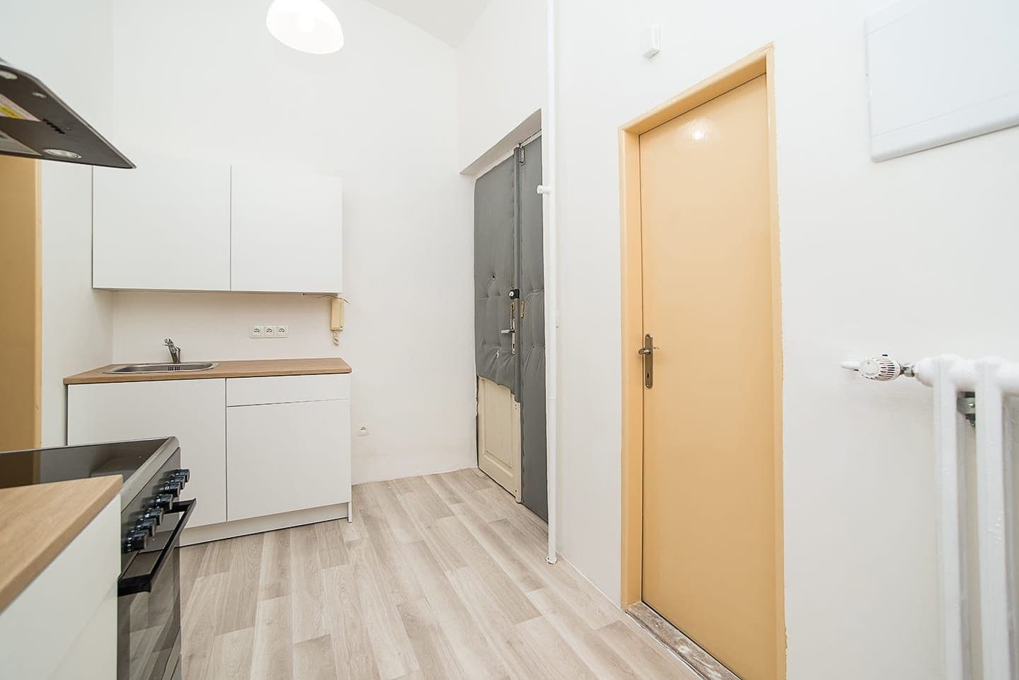 Prenájom bytu 3-izbový 90 m², Sudoměřská, Praha, Praha Prenájom bytu 3-izbový 90 m², Sudoměřská, Praha, Praha