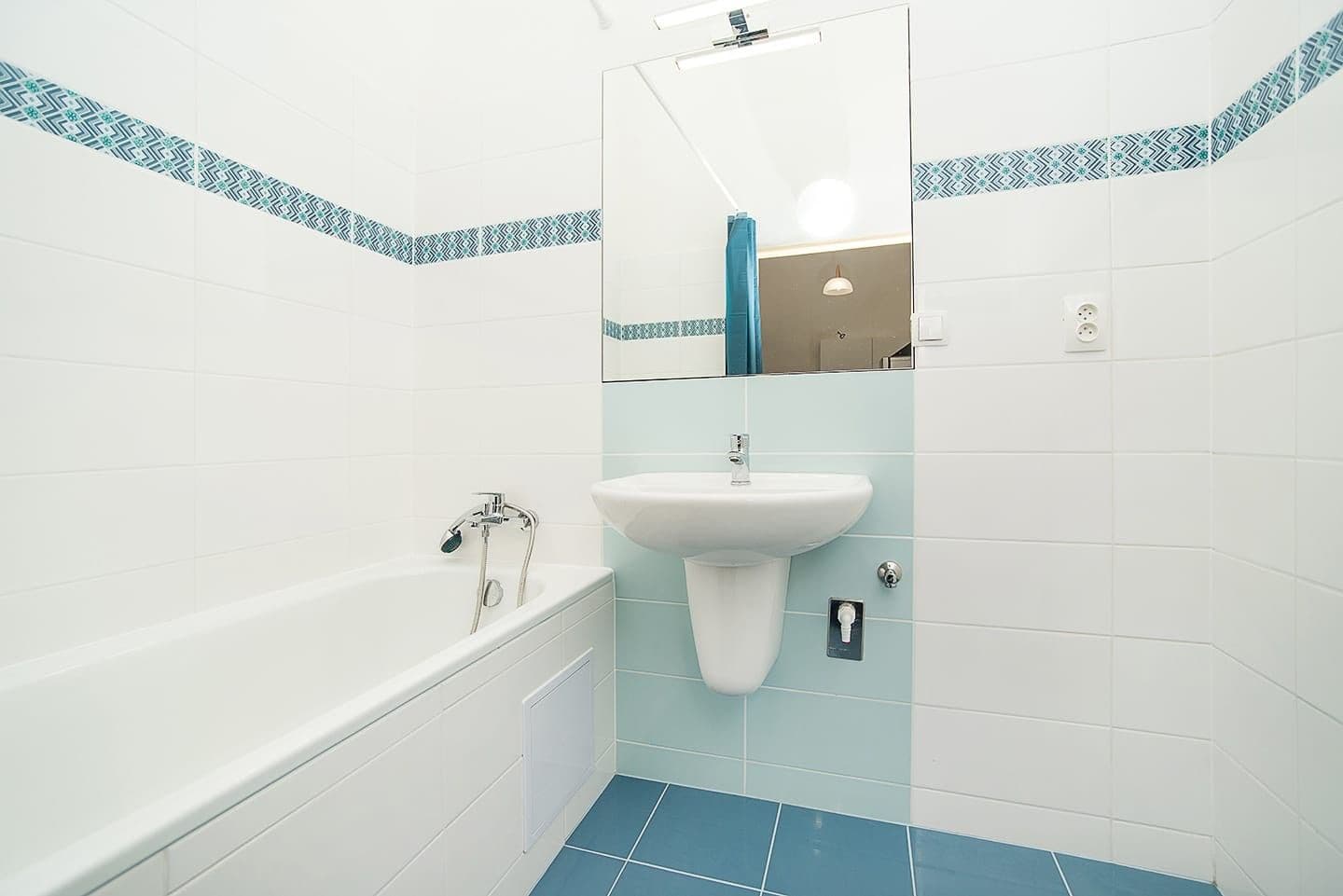 Prenájom bytu 3-izbový 90 m², Sudoměřská, Praha, Praha Prenájom bytu 3-izbový 90 m², Sudoměřská, Praha, Praha