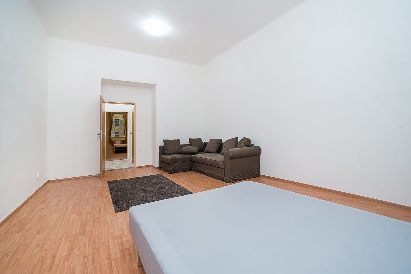Prenájom bytu 3-izbový 90 m², Sudoměřská, Praha, Praha Prenájom bytu 3-izbový 90 m², Sudoměřská, Praha, Praha