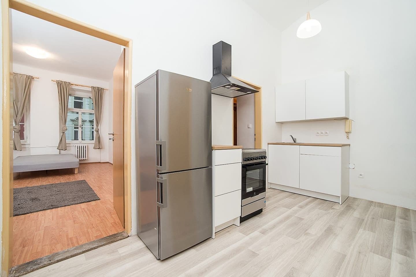 Prenájom bytu 3-izbový 90 m², Sudoměřská, Praha, Praha Prenájom bytu 3-izbový 90 m², Sudoměřská, Praha, Praha