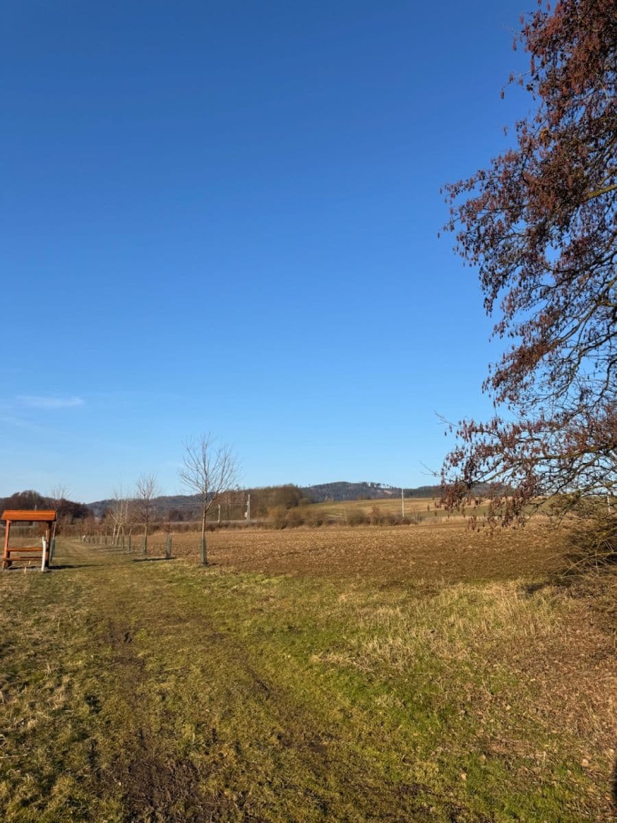 Predaj pozemku 8.466 m², Nový Malín, Olomoucký kraj Predaj pozemku 8.466 m², Nový Malín, Olomoucký kraj