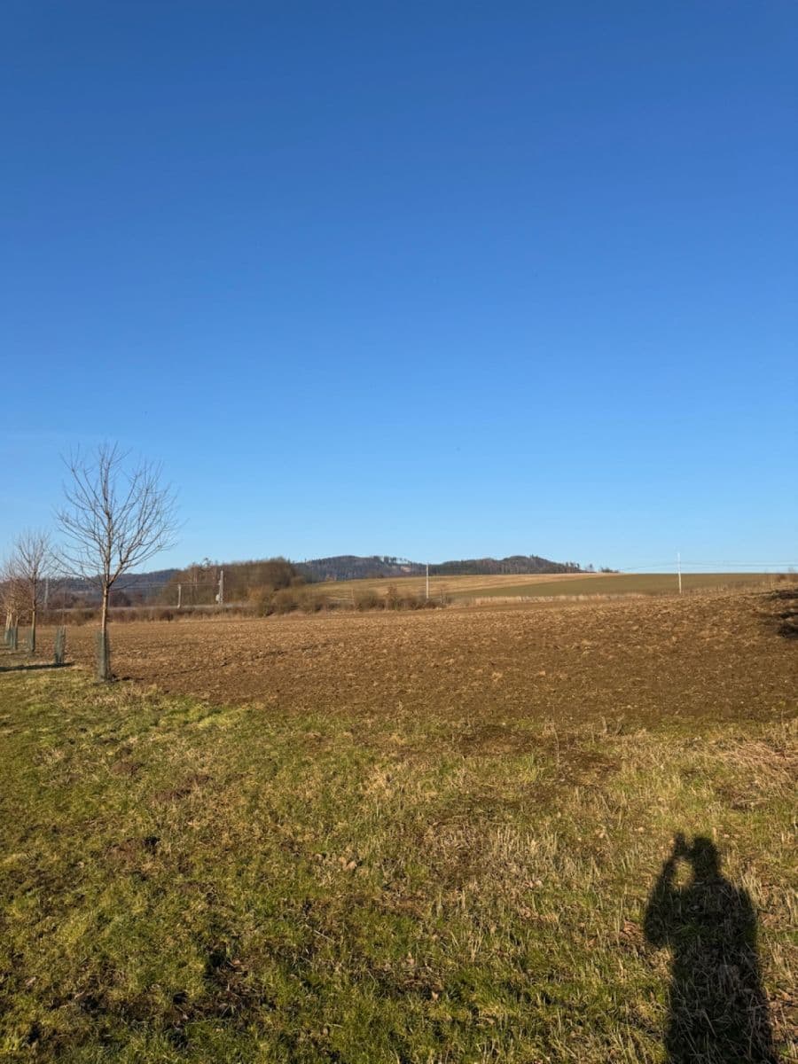 Predaj pozemku 8.466 m², Nový Malín, Olomoucký kraj Predaj pozemku 8.466 m², Nový Malín, Olomoucký kraj