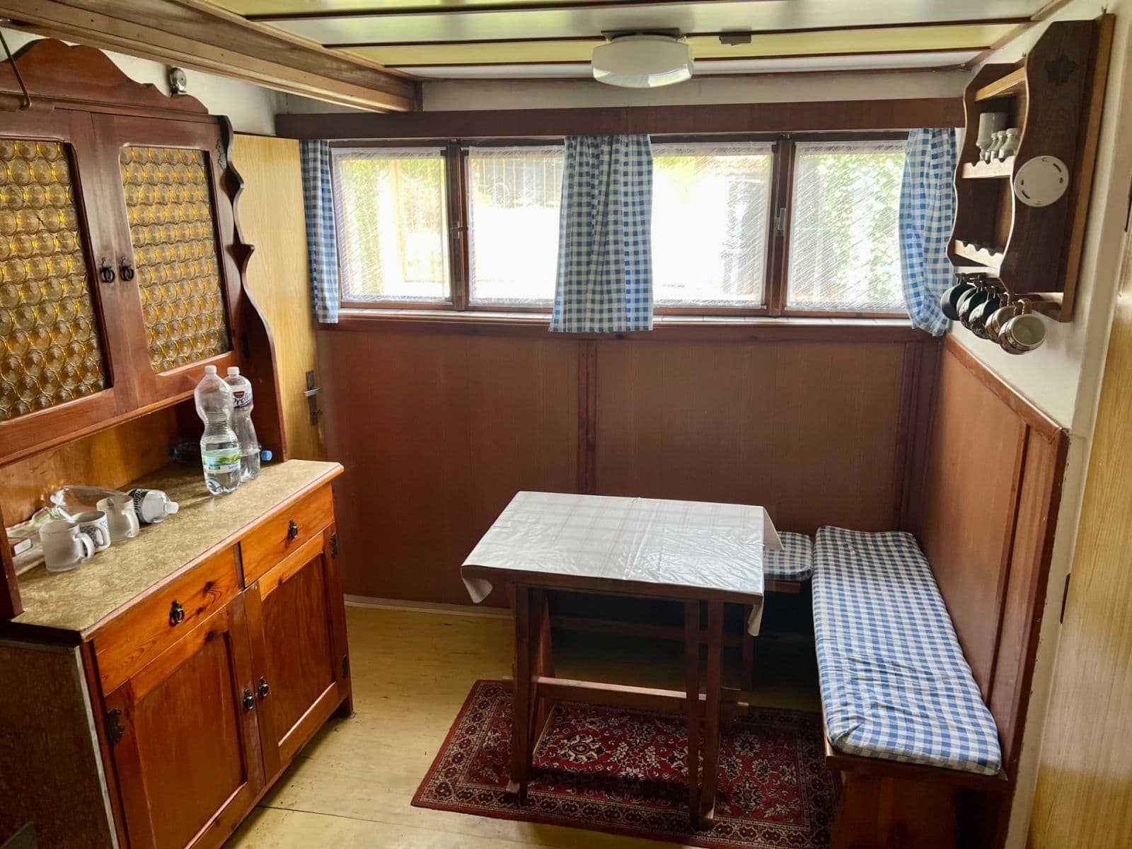 Predaj rekreačného objektu 450 m², pozemek 50 m², Dědkův mlýn, Unhošť, Středočeský kraj Predaj rekreačného objektu 450 m², pozemek 50 m², Dědkův mlýn, Unhošť, Středočeský kraj