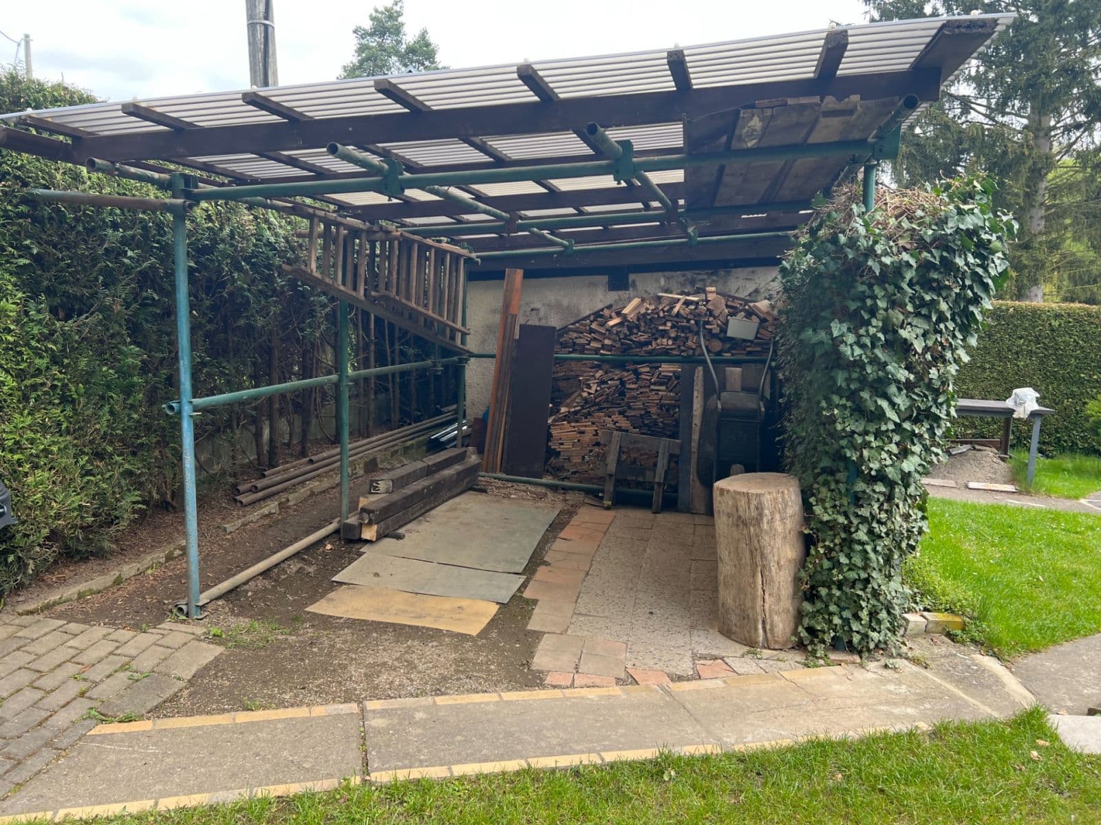Predaj rekreačného objektu 450 m², pozemek 50 m², Dědkův mlýn, Unhošť, Středočeský kraj Predaj rekreačného objektu 450 m², pozemek 50 m², Dědkův mlýn, Unhošť, Středočeský kraj