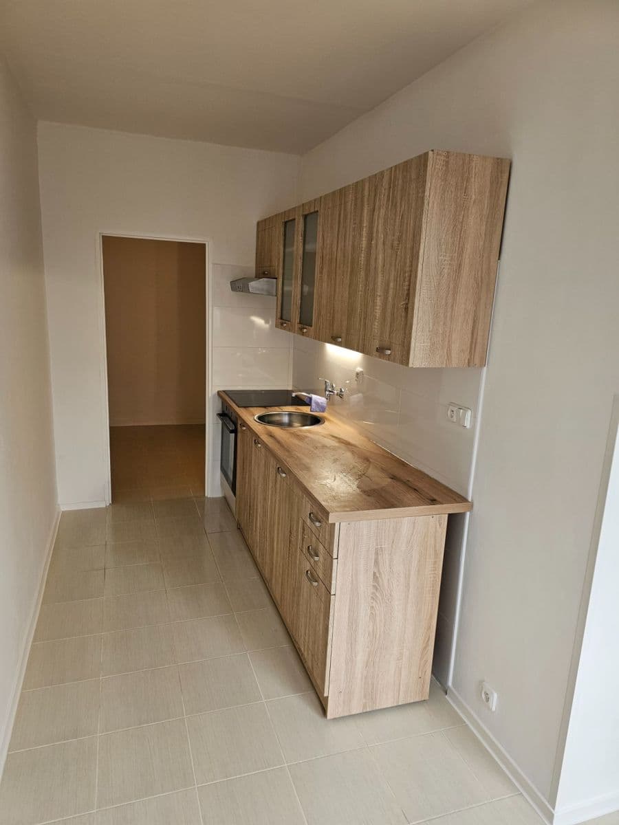 Prenájom bytu 2-izbový 65 m², Soukenická, Liberec, Liberecký kraj Prenájom bytu 2-izbový 65 m², Soukenická, Liberec, Liberecký kraj