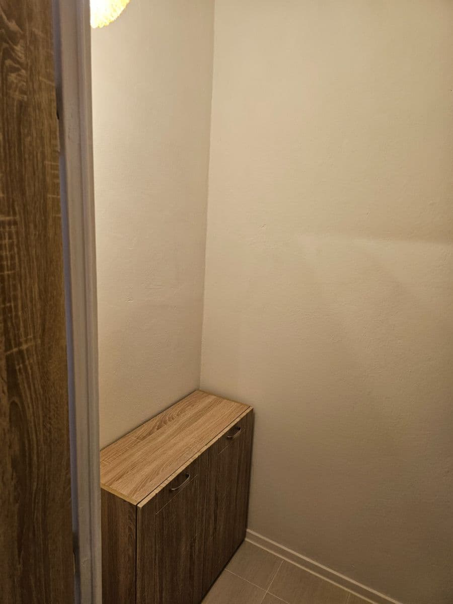 Prenájom bytu 2-izbový 65 m², Soukenická, Liberec, Liberecký kraj Prenájom bytu 2-izbový 65 m², Soukenická, Liberec, Liberecký kraj
