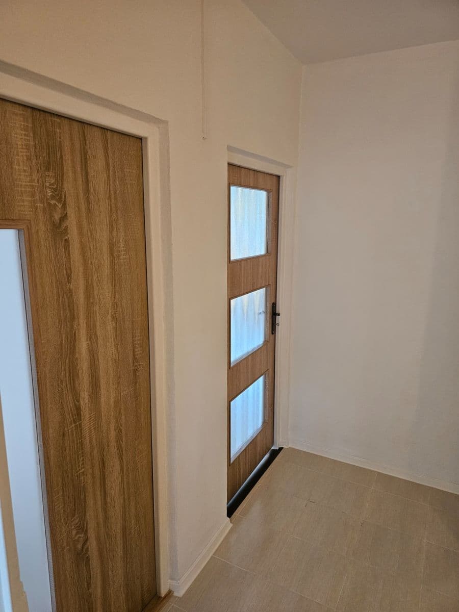 Prenájom bytu 2-izbový 65 m², Soukenická, Liberec, Liberecký kraj Prenájom bytu 2-izbový 65 m², Soukenická, Liberec, Liberecký kraj