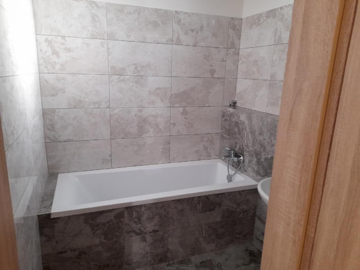 Prenájom bytu 3-izbový 70 m², U Továren, Praha, Praha Prenájom bytu 3-izbový 70 m², U Továren, Praha, Praha
