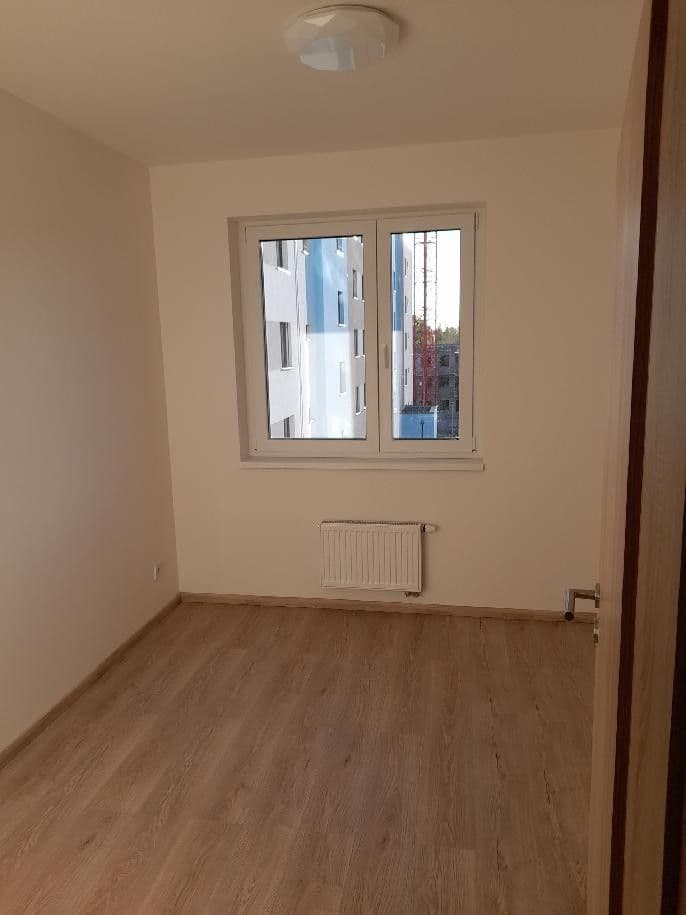 Prenájom bytu 3-izbový 70 m², U Továren, Praha, Praha Prenájom bytu 3-izbový 70 m², U Továren, Praha, Praha