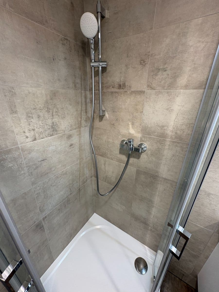 Prenájom bytu 1-izbový 33 m², Poděbradská, Praha, Praha Prenájom bytu 1-izbový 33 m², Poděbradská, Praha, Praha