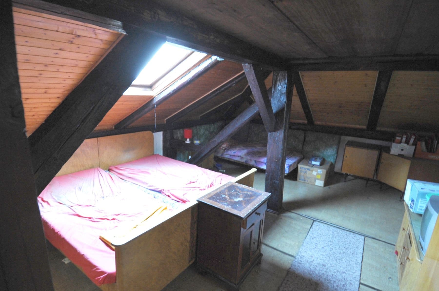 Predaj domu 200 m², pozemek 1.623 m², Hauptstraße, Oderwitz, Sasko Predaj domu 200 m², pozemek 1.623 m², Hauptstraße, Oderwitz, Sasko