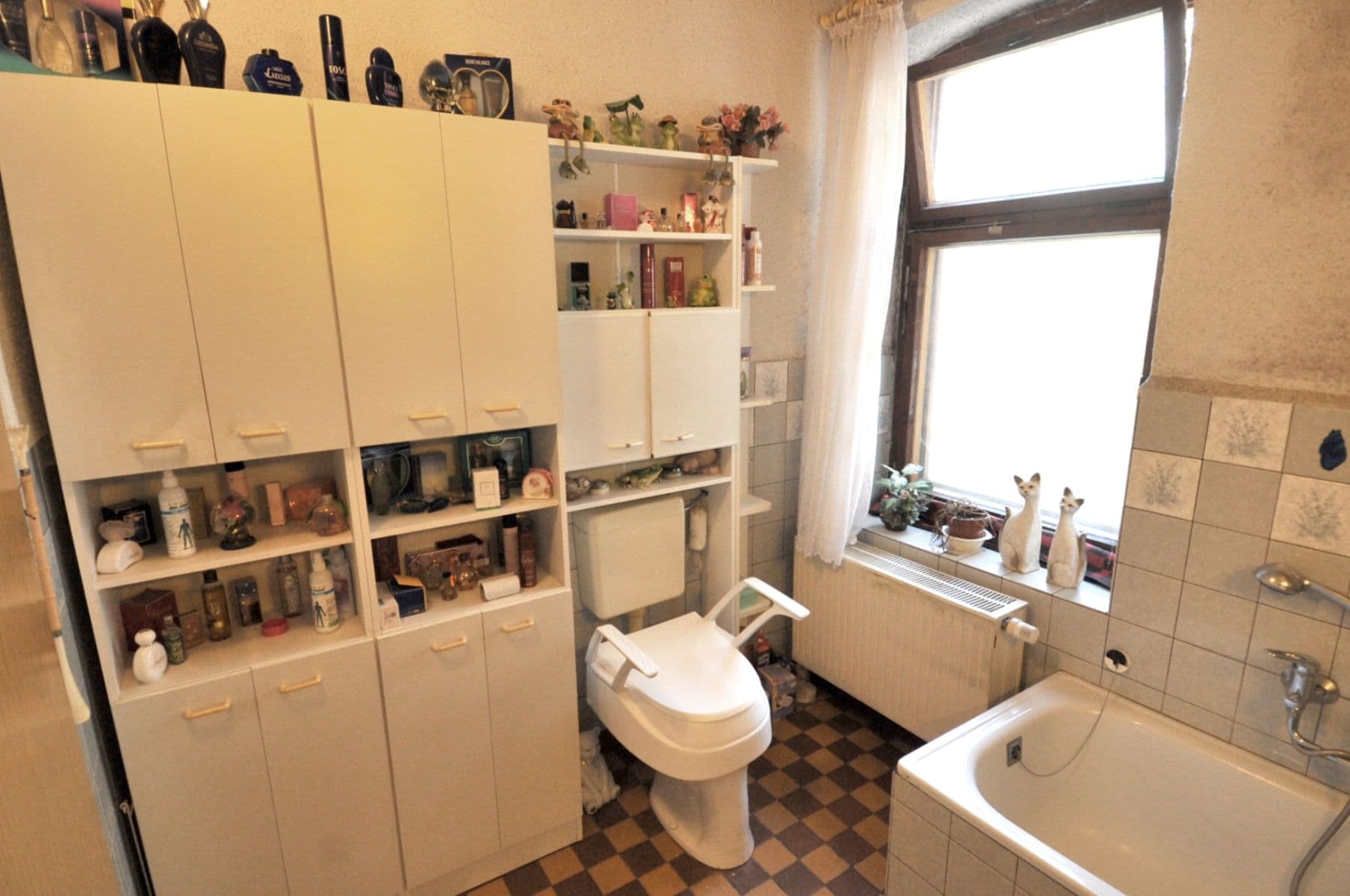 Predaj domu 200 m², pozemek 1.623 m², Hauptstraße, Oderwitz, Sasko Predaj domu 200 m², pozemek 1.623 m², Hauptstraße, Oderwitz, Sasko