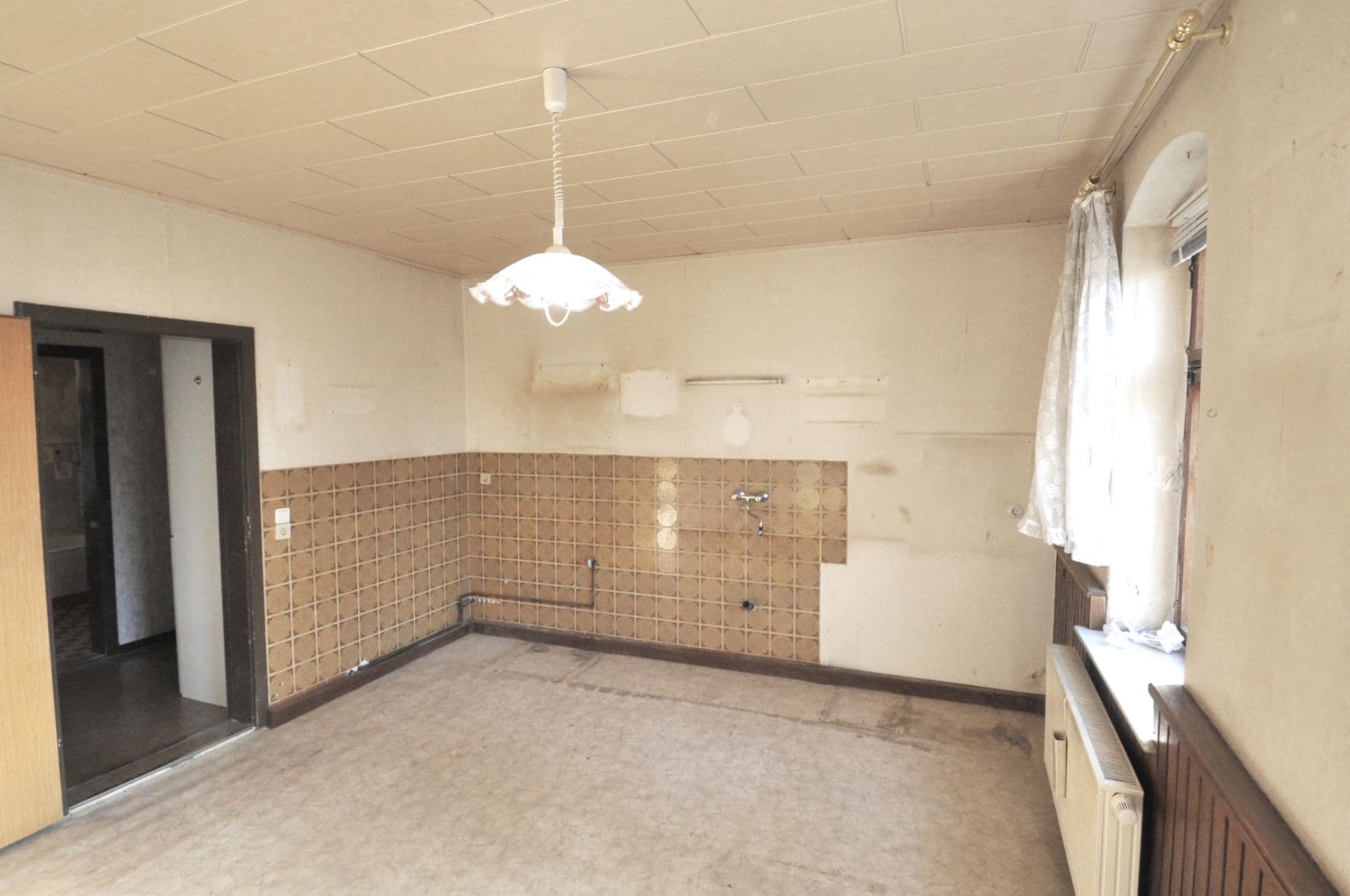 Predaj domu 200 m², pozemek 1.623 m², Hauptstraße, Oderwitz, Sasko Predaj domu 200 m², pozemek 1.623 m², Hauptstraße, Oderwitz, Sasko