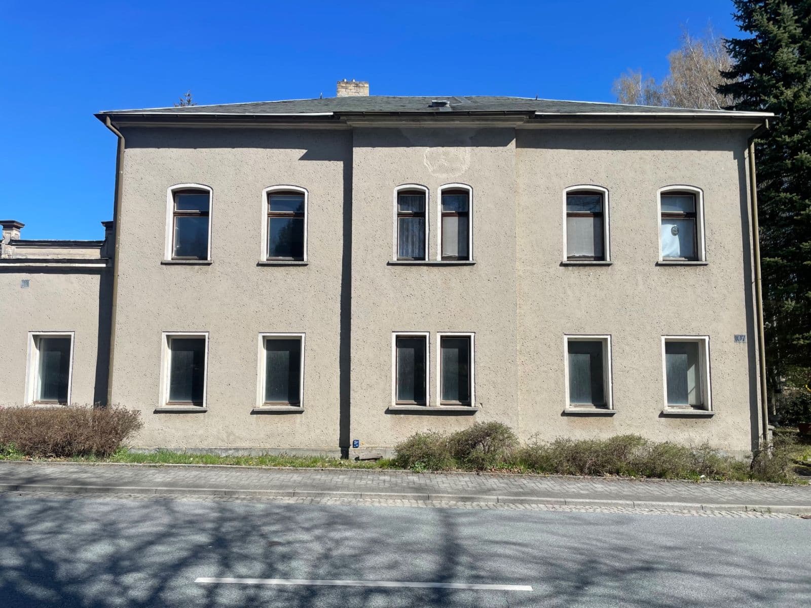 Predaj domu 200 m², pozemek 1.623 m², Hauptstraße, Oderwitz, Sasko Predaj domu 200 m², pozemek 1.623 m², Hauptstraße, Oderwitz, Sasko