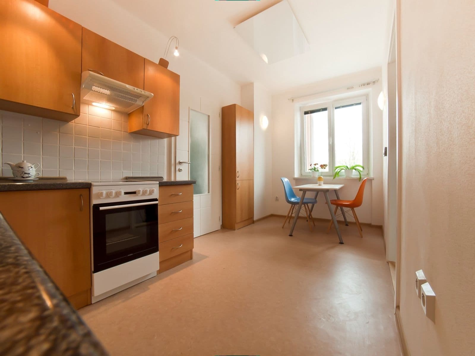 Prenájom bytu 1-izbový 44 m², Jarošova, Znojmo, Jihomoravský kraj Prenájom bytu 1-izbový 44 m², Jarošova, Znojmo, Jihomoravský kraj