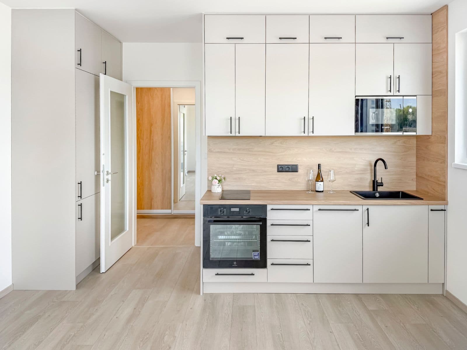 Prenájom bytu 1-izbový 39 m², Bukačova, Praha, Praha Prenájom bytu 1-izbový 39 m², Bukačova, Praha, Praha