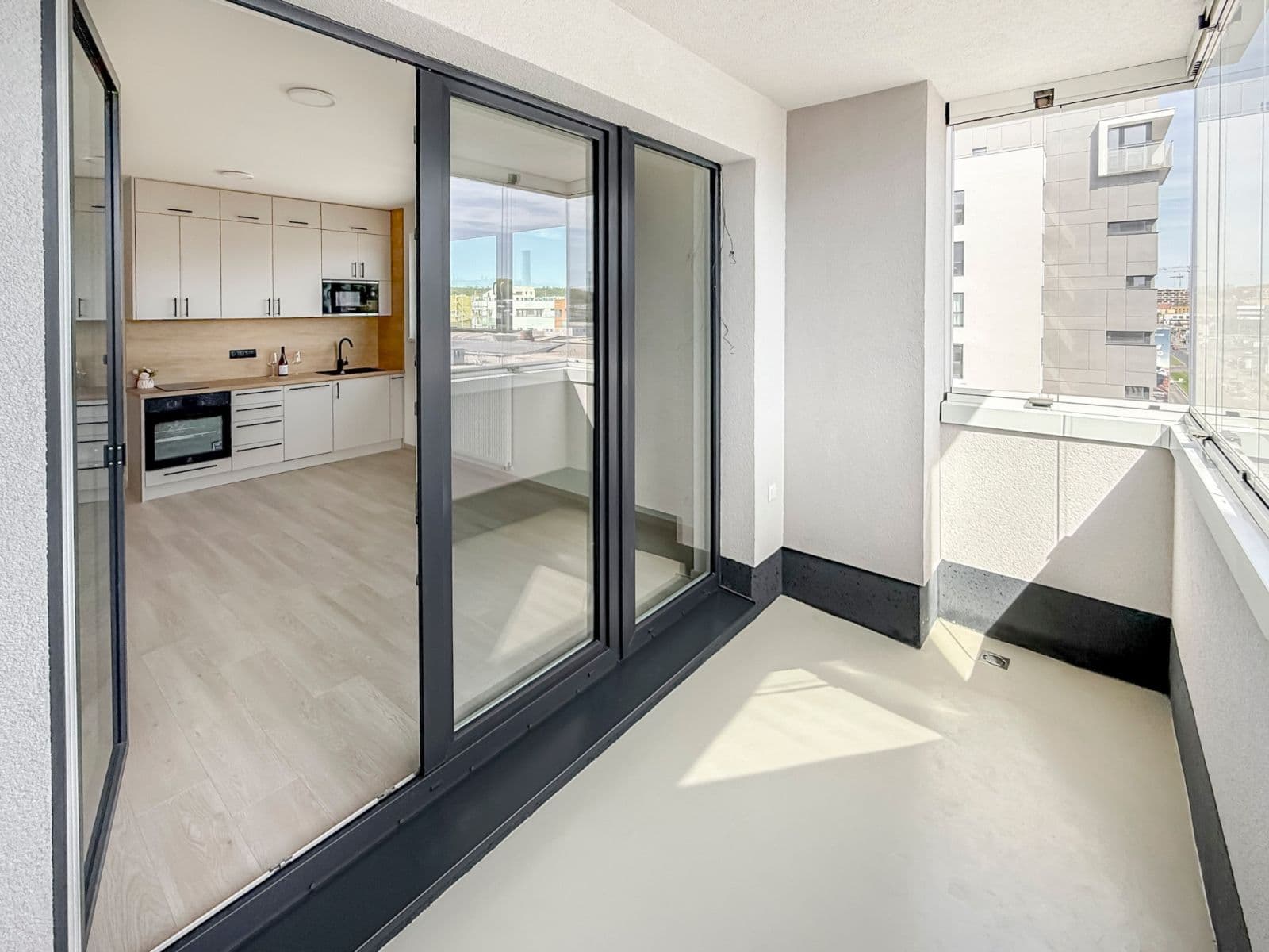 Prenájom bytu 1-izbový 39 m², Bukačova, Praha, Praha Prenájom bytu 1-izbový 39 m², Bukačova, Praha, Praha