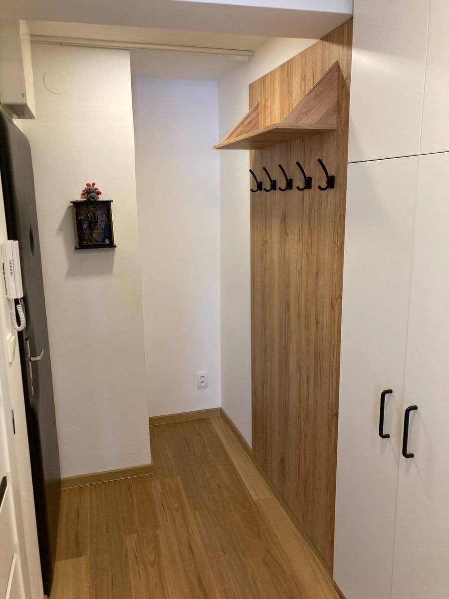 Prenájom bytu 2-izbový 64 m², Uprkova, Brno, Jihomoravský kraj Prenájom bytu 2-izbový 64 m², Uprkova, Brno, Jihomoravský kraj