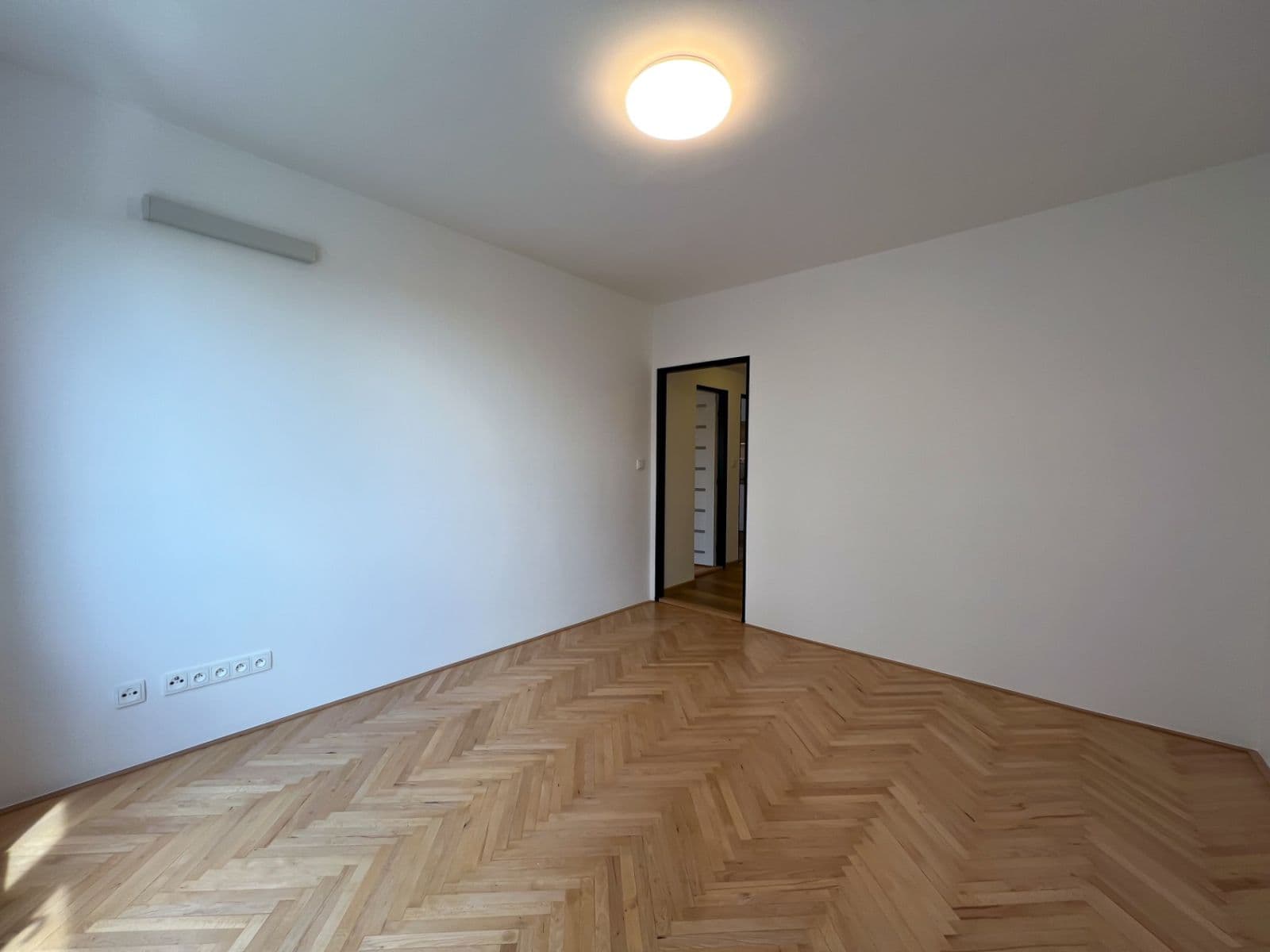 Prenájom bytu 2-izbový 64 m², Uprkova, Brno, Jihomoravský kraj Prenájom bytu 2-izbový 64 m², Uprkova, Brno, Jihomoravský kraj