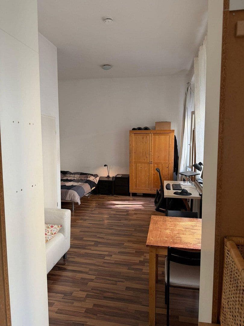 Prenájom bytu 1-izbový 30 m², Philippstraße 48, Köln, Severné Porýnie - Westfálsko Prenájom bytu 1-izbový 30 m², Philippstraße 48, Köln, Severné Porýnie - Westfálsko