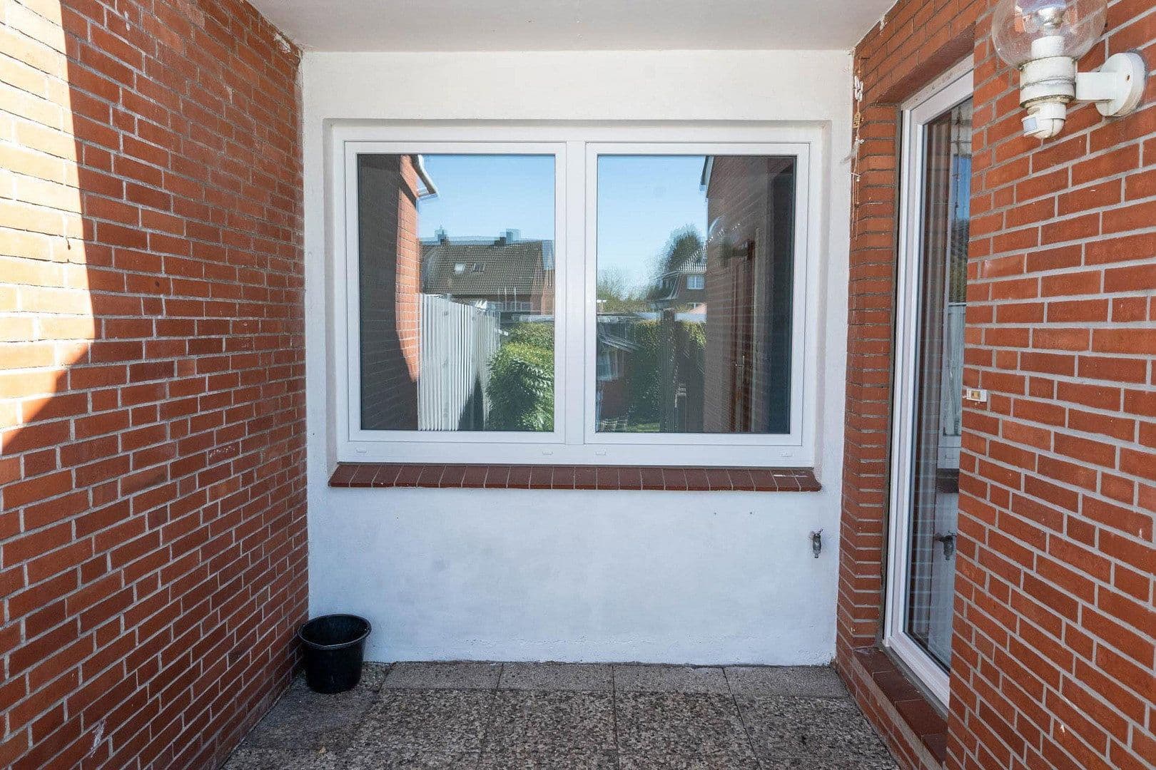 Predaj domu 98 m², pozemek 172 m², Schölischer Hochfeld 25, Stade, Dolné Sasko Predaj domu 98 m², pozemek 172 m², Schölischer Hochfeld 25, Stade, Dolné Sasko