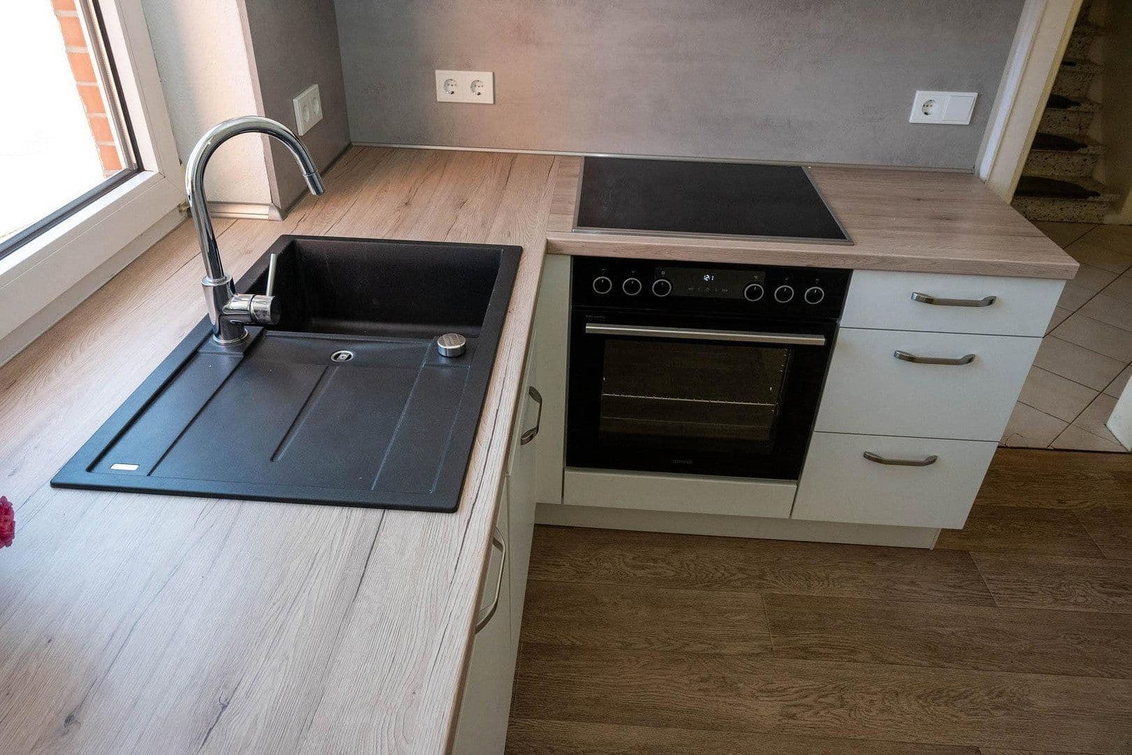 Predaj domu 98 m², pozemek 172 m², Schölischer Hochfeld 25, Stade, Dolné Sasko Predaj domu 98 m², pozemek 172 m², Schölischer Hochfeld 25, Stade, Dolné Sasko