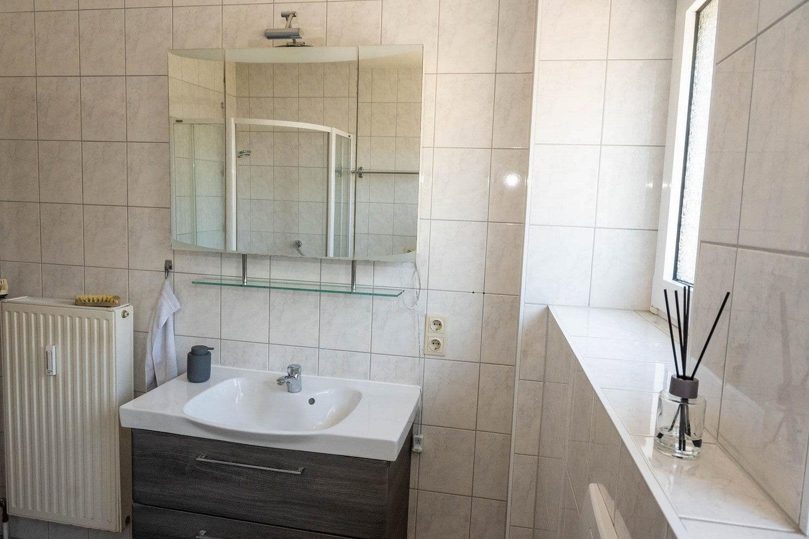 Predaj domu 98 m², pozemek 172 m², Schölischer Hochfeld 25, Stade, Dolné Sasko Predaj domu 98 m², pozemek 172 m², Schölischer Hochfeld 25, Stade, Dolné Sasko