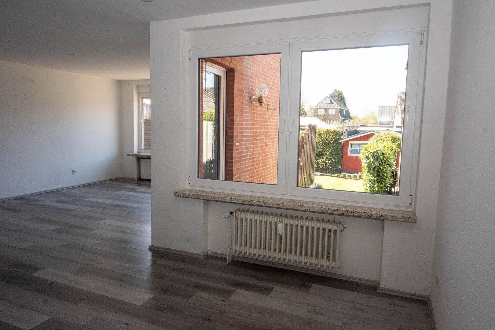 Predaj domu 98 m², pozemek 172 m², Schölischer Hochfeld 25, Stade, Dolné Sasko Predaj domu 98 m², pozemek 172 m², Schölischer Hochfeld 25, Stade, Dolné Sasko